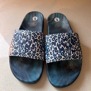 NEW* Johnny was slides